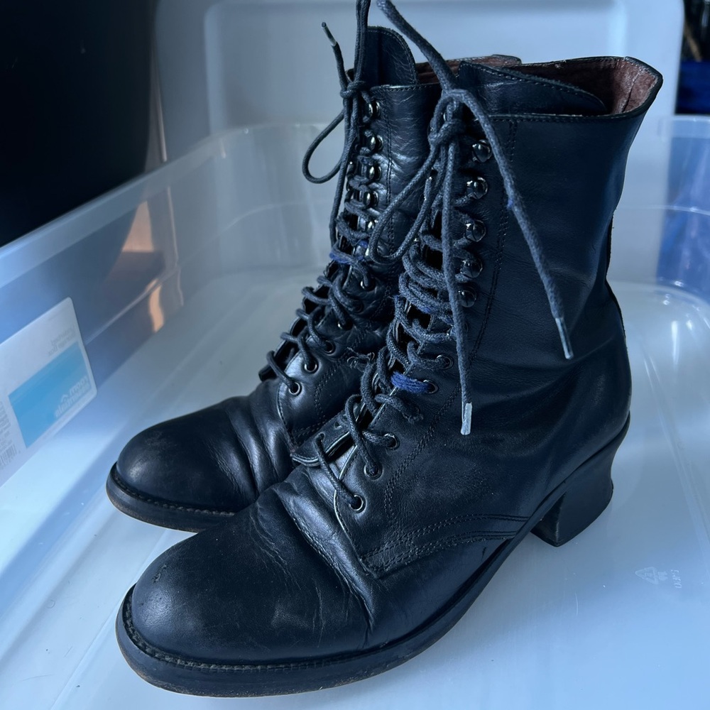 Vintage 90s Guess Granny Boots